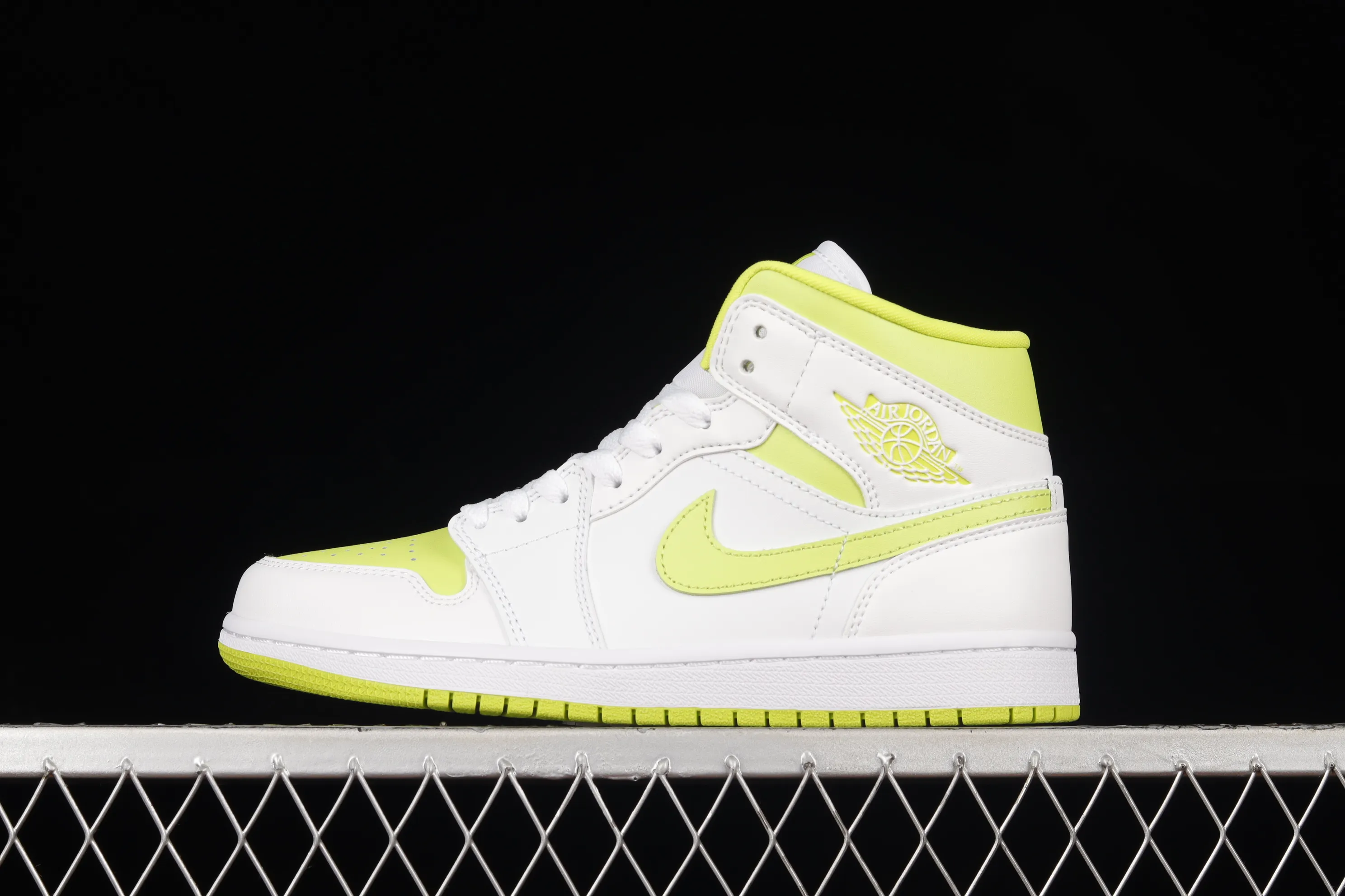 All categories Air Jordan Jordan series basketball shoes Air Jordan 1 Mid G version pure original Air Jordan AJ1 Mid "White Lime" AJ1 Joe 1 Green Lime China basketball shoes BQ6472-131